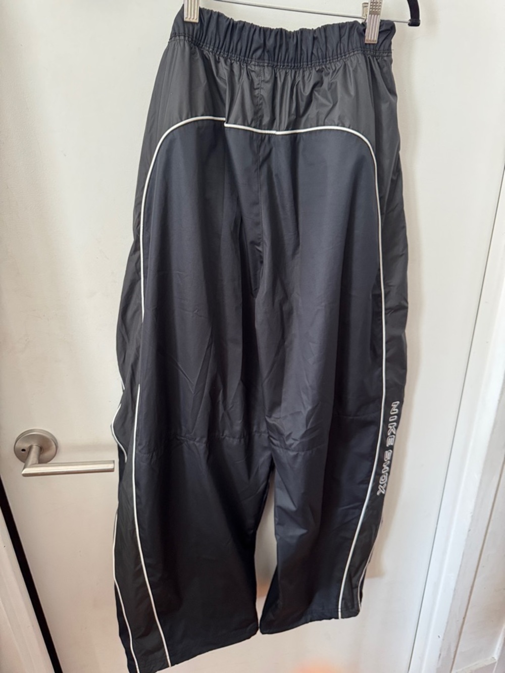Nike Sportswear Shox Woven Trousers - Picture 5 of 7